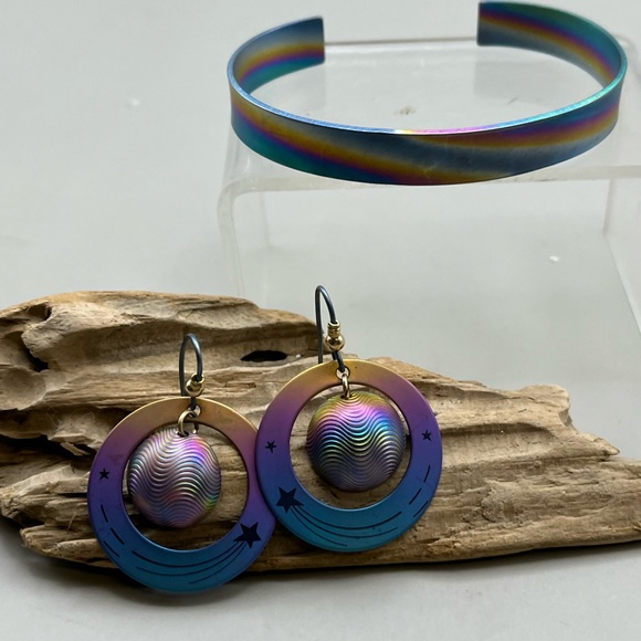 Iridescent Moon and Star Jewelry Set - Picture 3 of 6